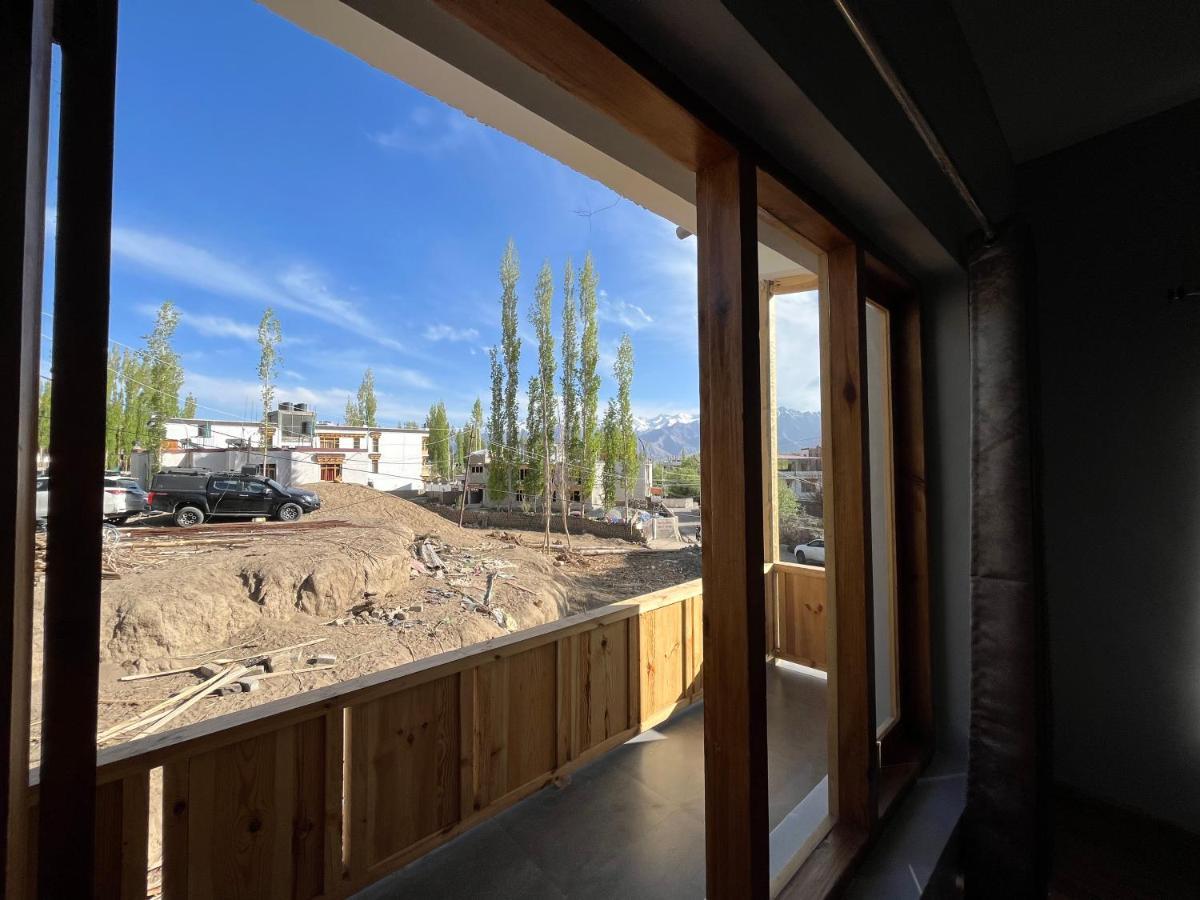 Honey Bee Hotel Leh Exterior photo